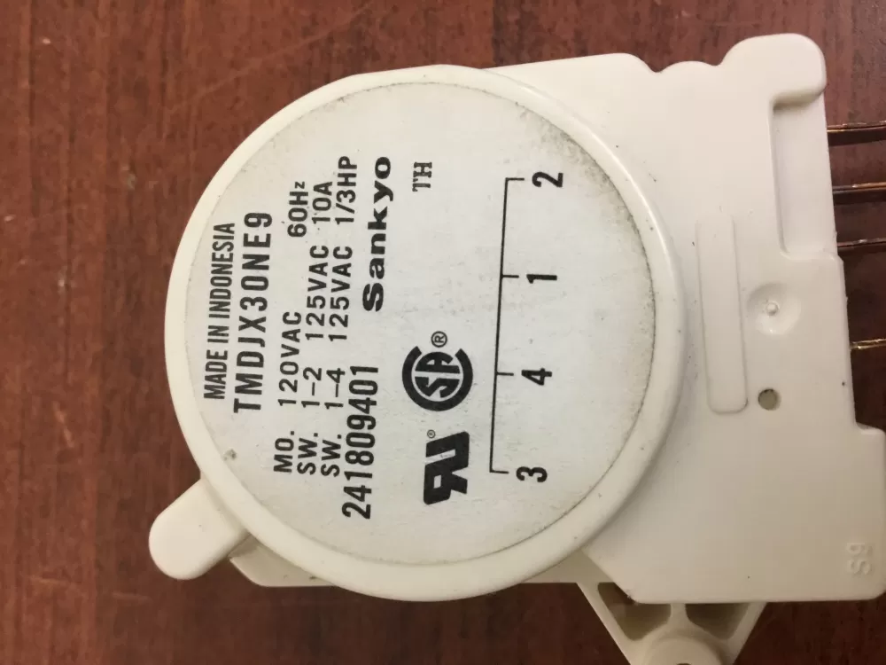 Frigidaire Kenmore AP2592907 442754 Refrigerator Defrost Timer AZ31791 | NR1674