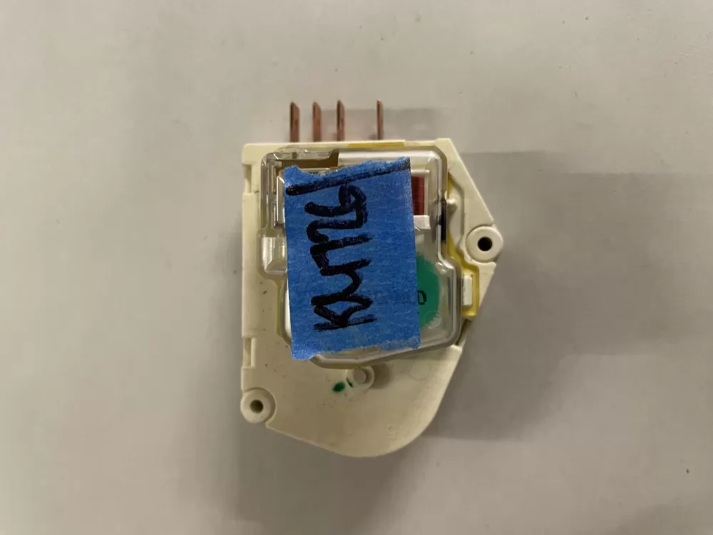 Whirlpool Kenmore W10822278 Refrigerator Defrost Timer AZ140515 | KM726