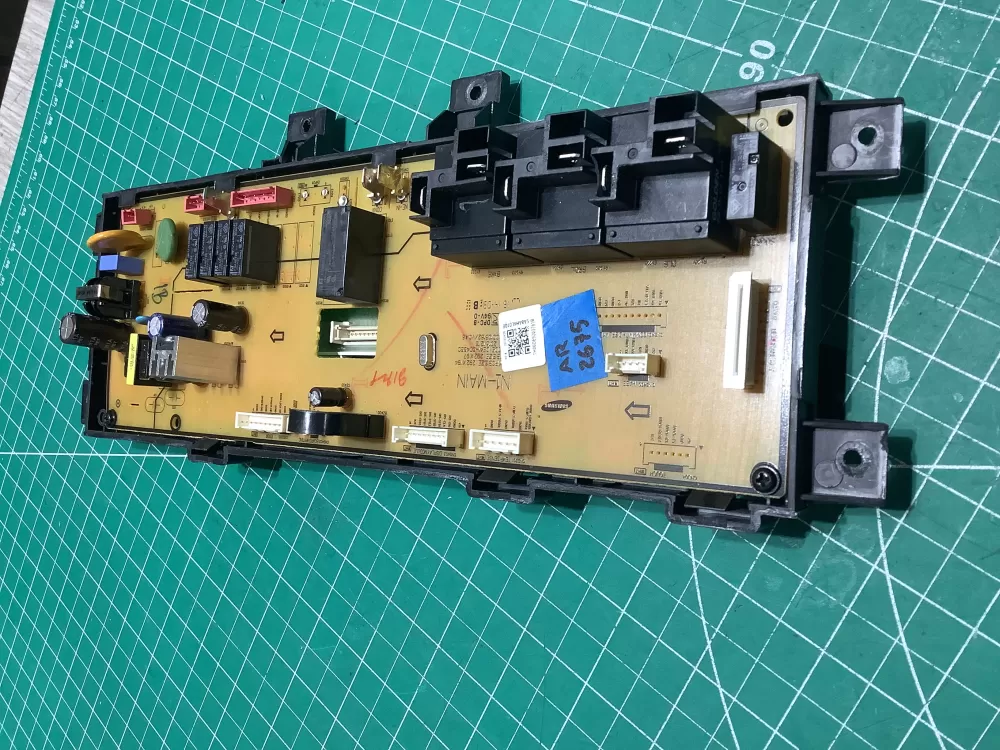 Samsung DE92-03761B Oven Control Board AZ186952 | AR2675
