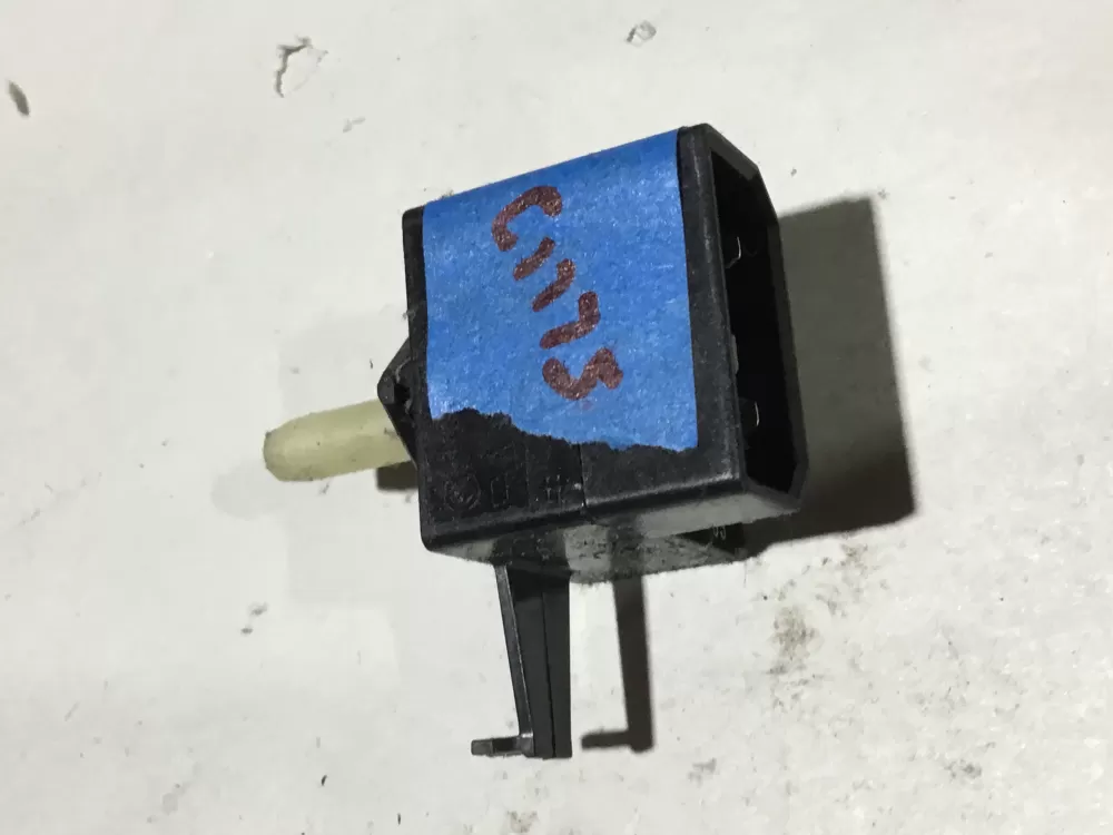 Maytag KitchenAid Kenmore AP6008373 Dryer Start Switch AZ108520 | Sl113