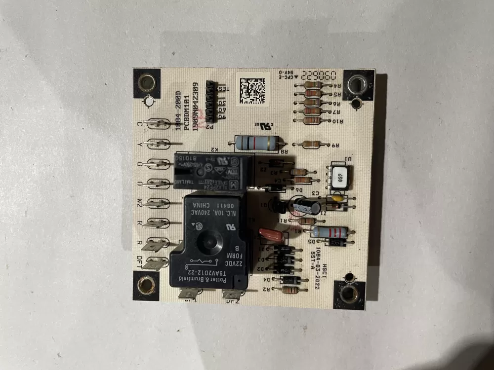 Goodman PCBDM101S Heat Pump Defrost Timer Control Board AZ190560 | KM634