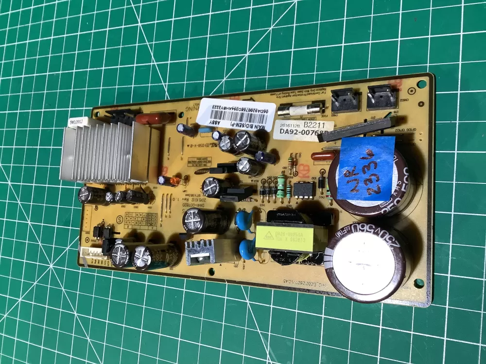 Samsung DA92 00768D Refrigerator Control Board Inverter AZ130900 | NR2336