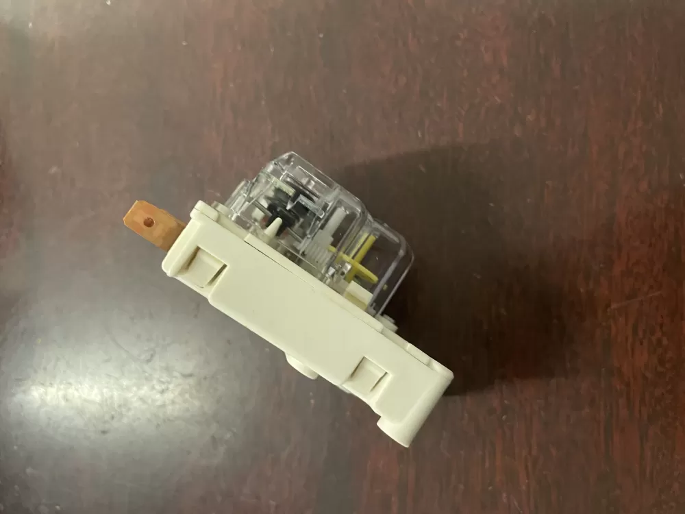 Whirlpool Kenmore W10822278 Refrigerator Defrost Timer AZ52809 | KM1934