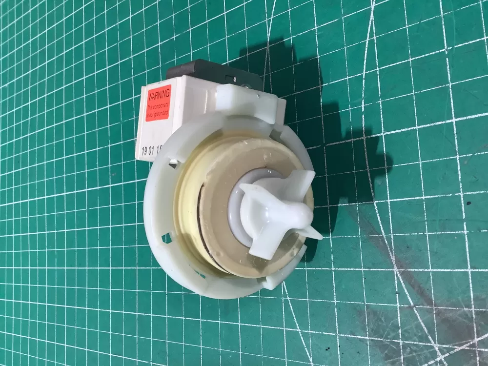 Miele 06804851 Dishwasher Drain Pump AZ195637 | SL255