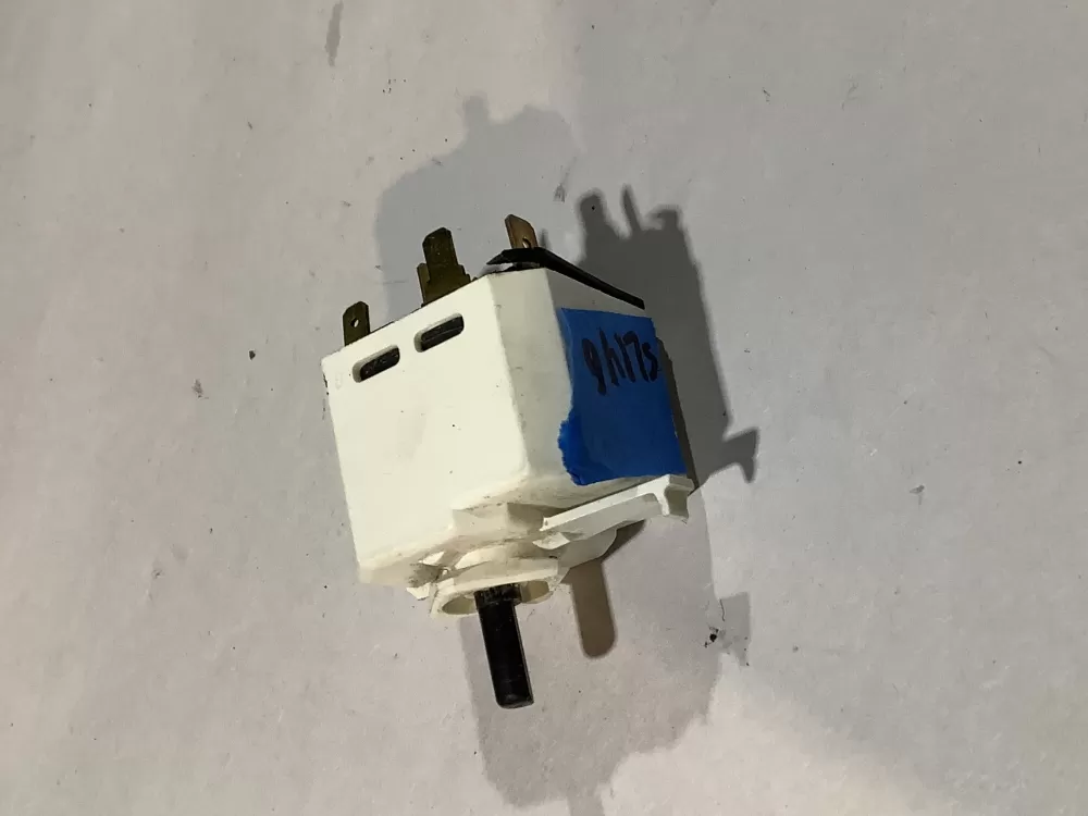 Maytag Crosley Kitchen Aid WP3398094 Dryer Start Switch AZ103926 | Sl146