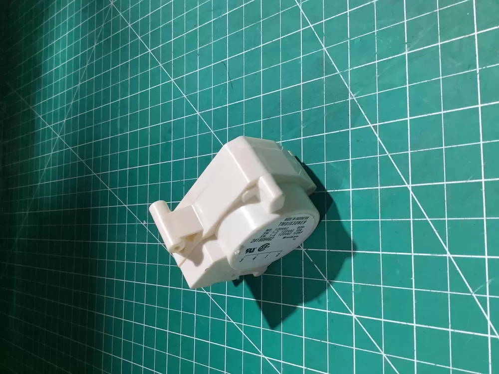 Frigidaire Kenmore 215846604 Refrigerator Defrost Timer AZ136354 | SL254