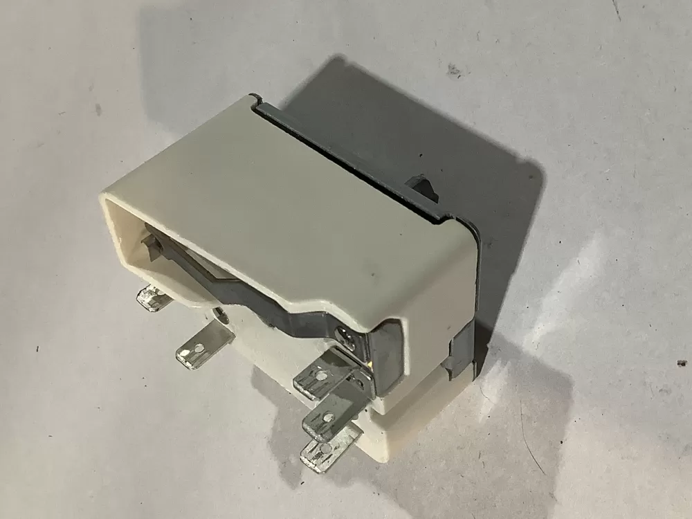 Whirlpool Range 7403P373-60 Switch AZ104153 | Sl44