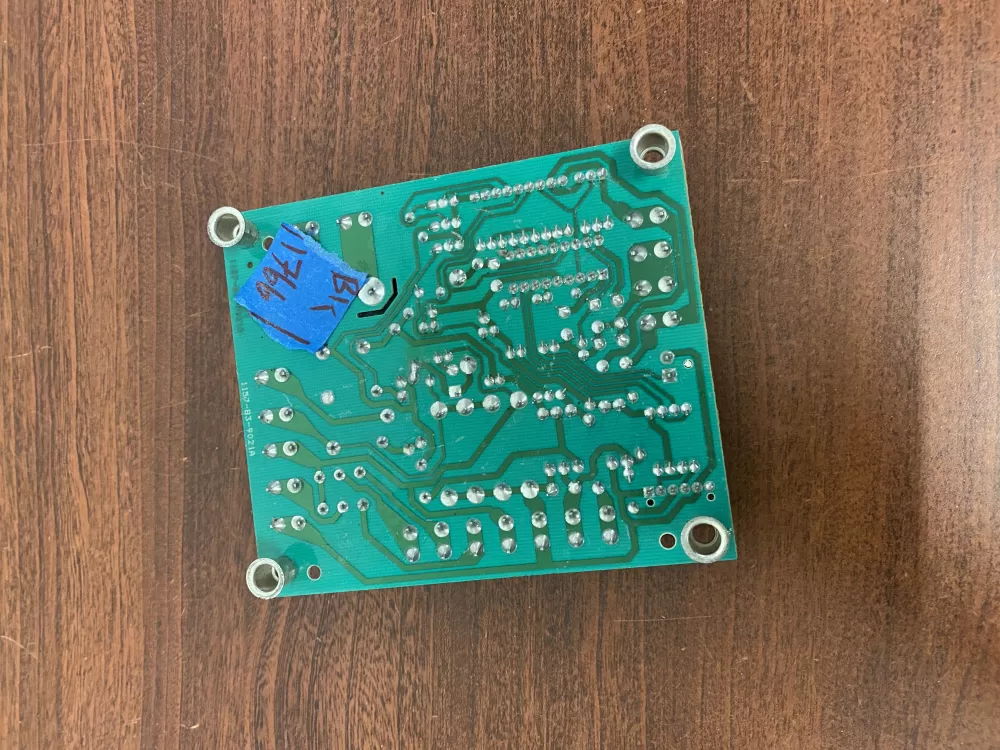 York 1 1157 900 10211  Defrost Source 57 02 Control Board AZ45039 | BK1766