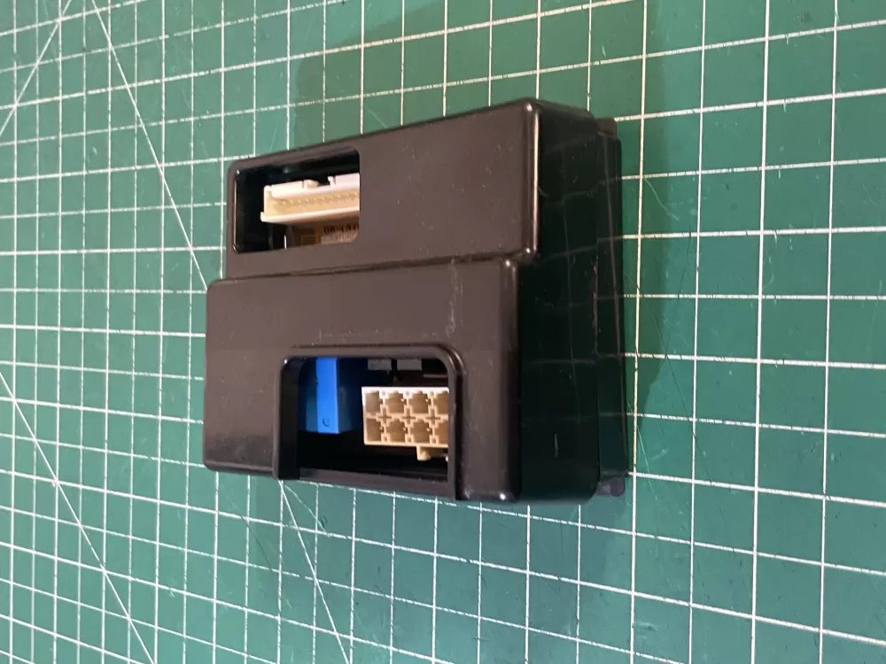 Kenmore  LG EBR60070709 Refrigerator Control Board