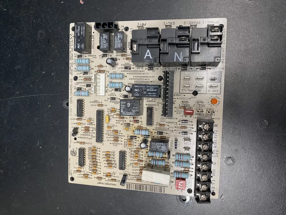 Carrier CEPL130455-01 Furnace Control Board Hk42fz017 AZ15778 | BK1574