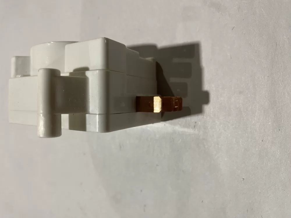 GE 162D6022P19 WR090520 Refrigerator Defrost Timer AZ183897 | BK549