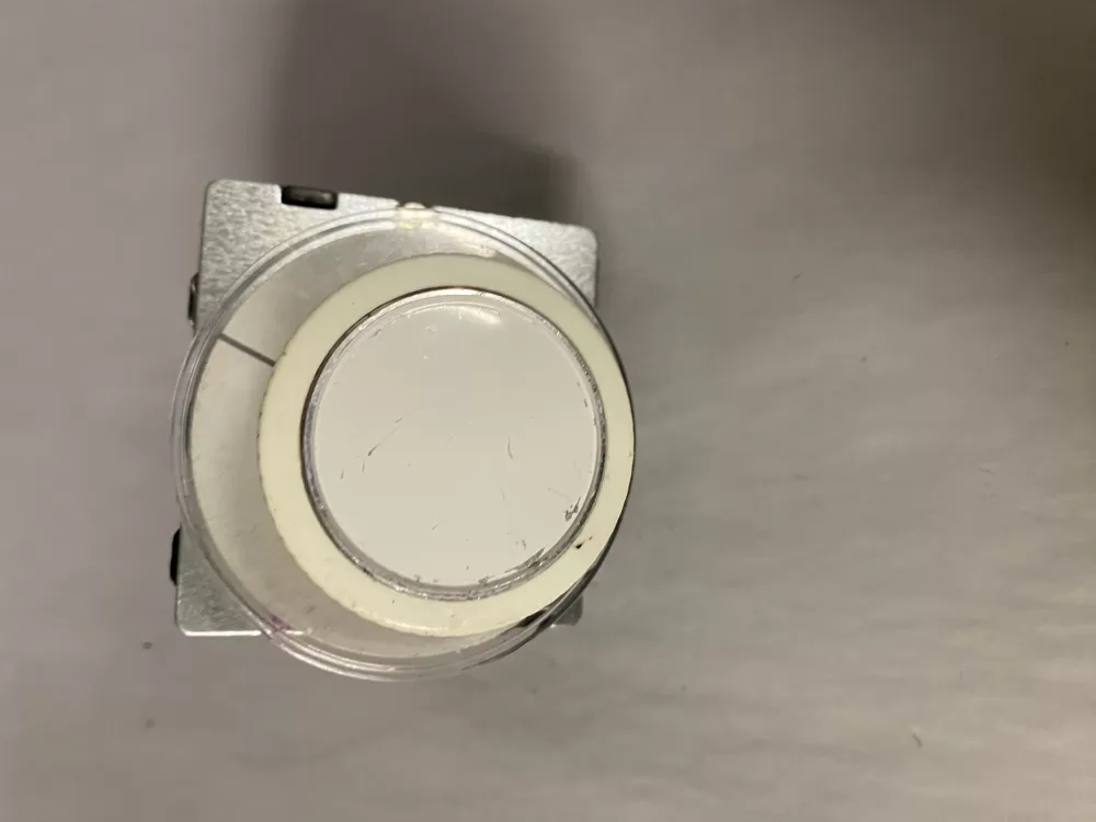 Whirlpool  Frigidaire  KitchenAid 3388255C Dryer Timer