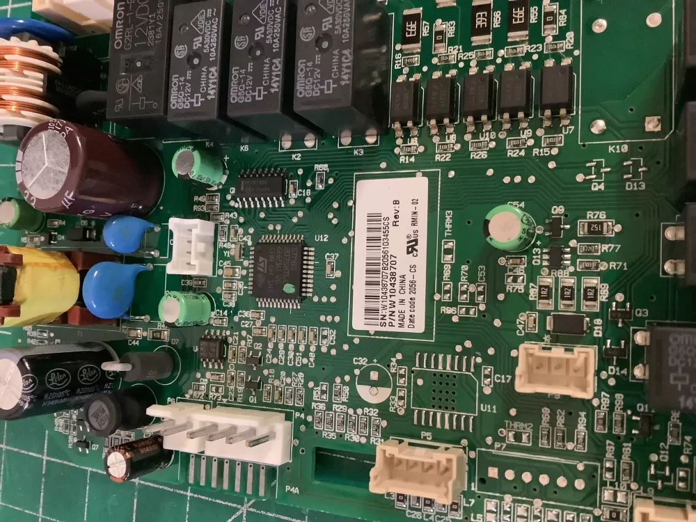 Whirlpool Maytag Amana W10438707 Refrigerator Control Board AZ184810 | NR2671