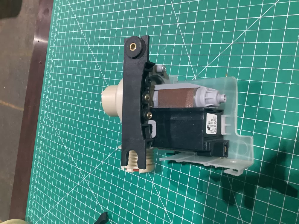 Frigidaire 137108100 Washer Drain Pump Assembly AZ143538 | SL143