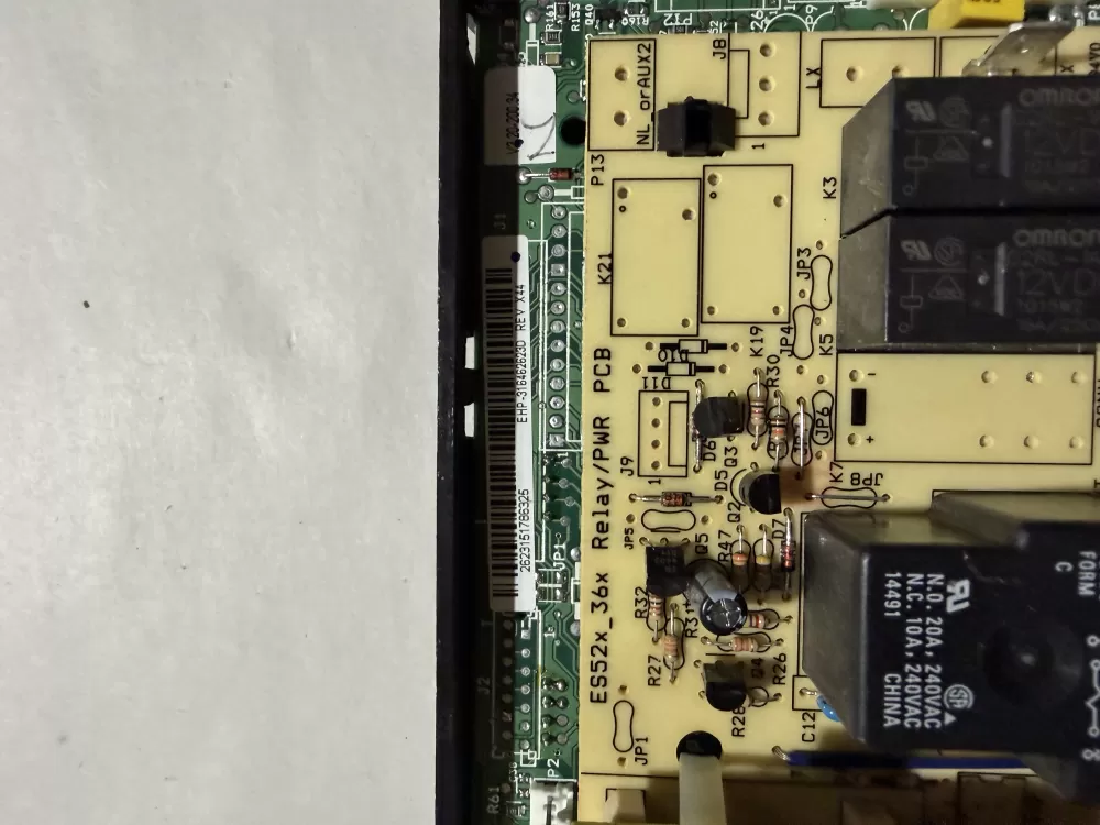 Genuine Frigidaire 316462623D Range Control Board AZ211254 | KMV344