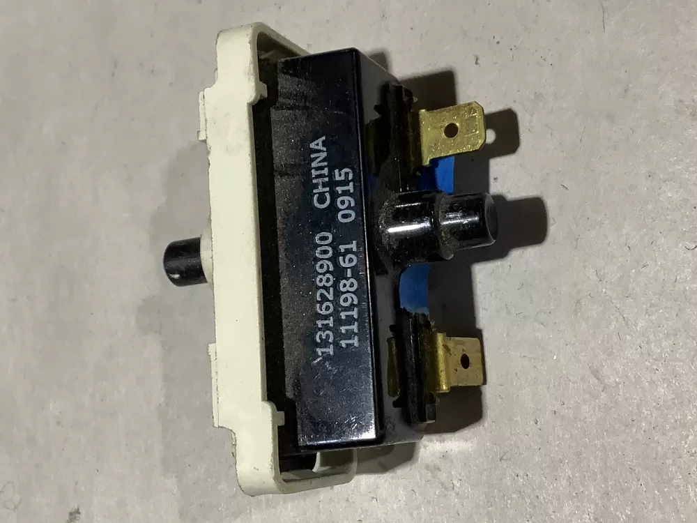 Frigidaire 131628900 Dryer Start Switch AZ106359 | Sl10