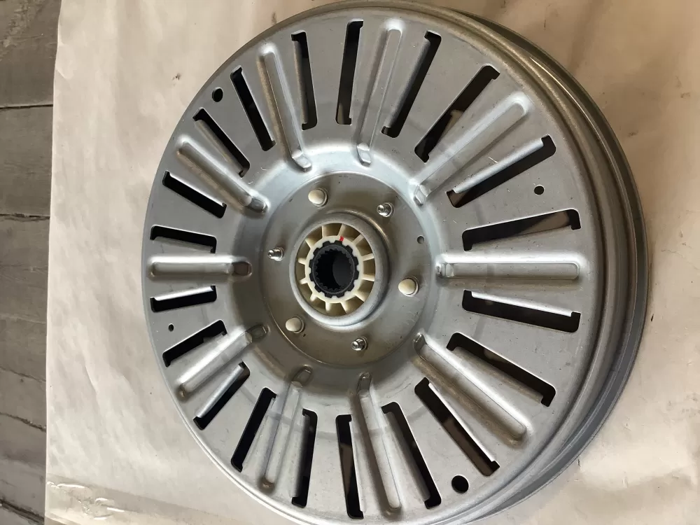 LG Mbf62845201 Mbf618448 Washer Motor Rotor Hub AZ150879 | SL238