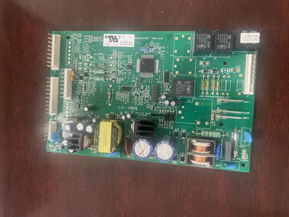 GE WR55X10968 EBX1069P005 225D4204G003 Refrigerator Control Board Main