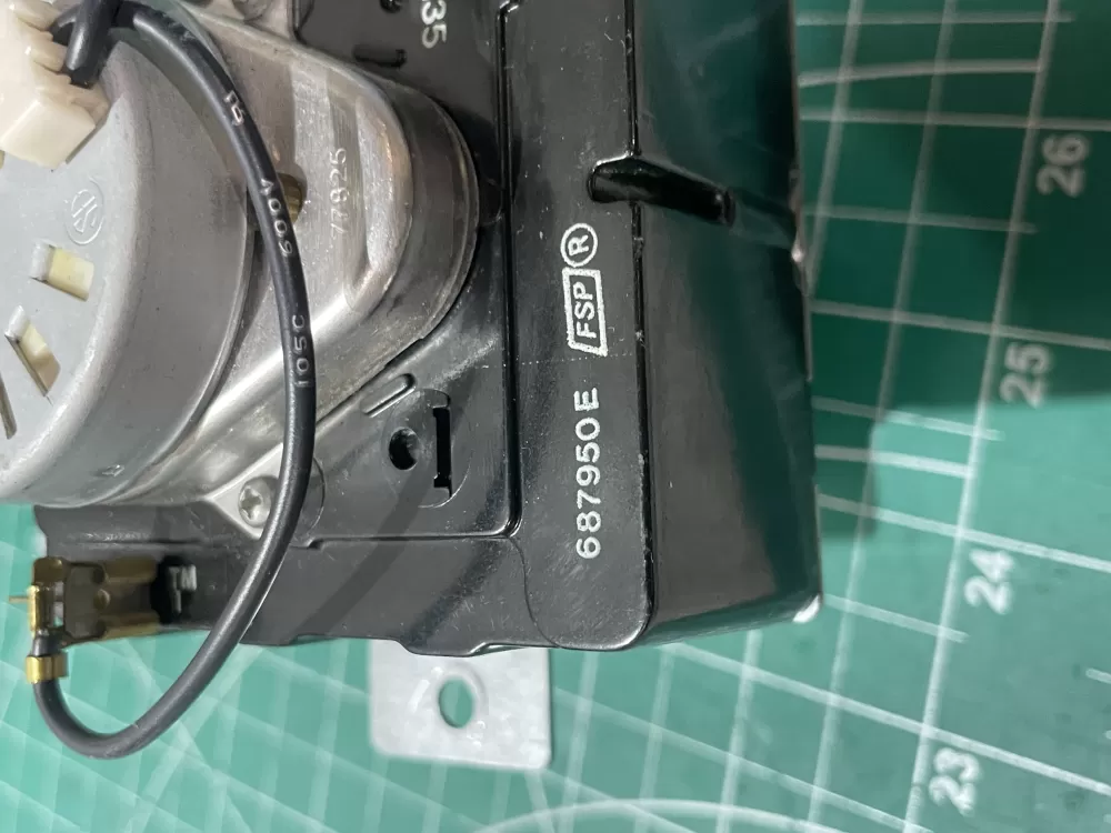 Whirlpool 687950E WP348320 AP6008625 348320 296803 Dryer Timer AZ193446 | Wm605