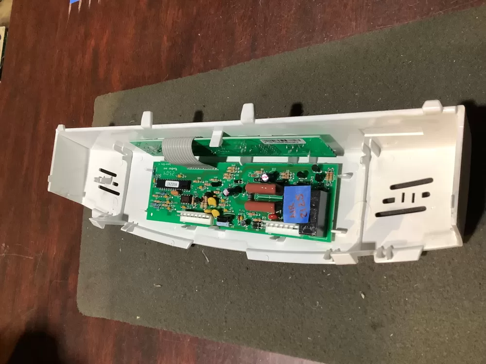 Amana VSZ12784405 Refrigerator Control Board AZ113307 | NR2125