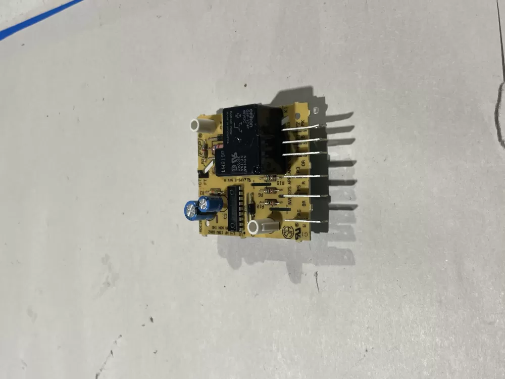 Whirlpool  Maytag  KitchenAid  Kenmore 100-01116-15  2213100 2213473 2302564 2303826 2304099 WP2304099 PS11740238 Refrigerator Control Board Defrost