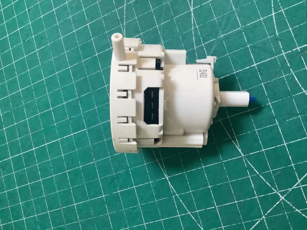 Whirlpool KitchenAid Kenmore AP4568366 1658886 3366845 3950420 W10339326VP W10339326 PS3408155 Washer Water Level Pressure Switch