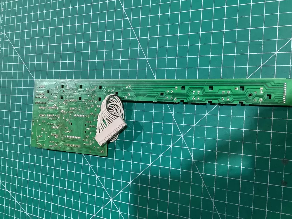 Dacor Range Control Board 82832 100-00506-01 AZ165631 | NR2549