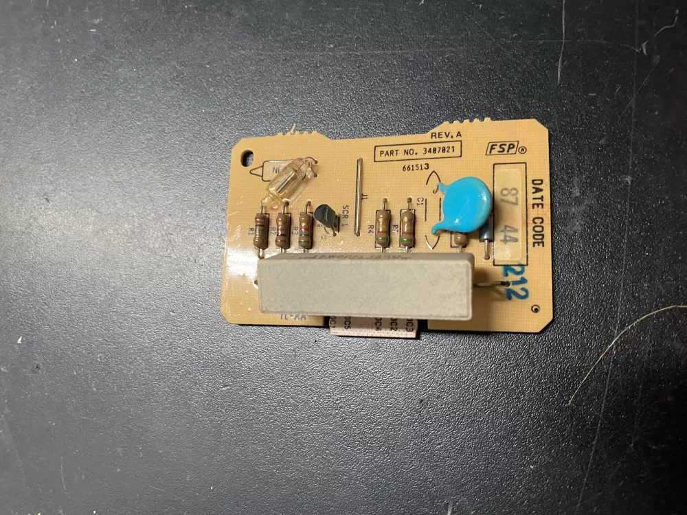 Whirlpool  Kenmore  KitchenAid 3407021 Dryer Control Board