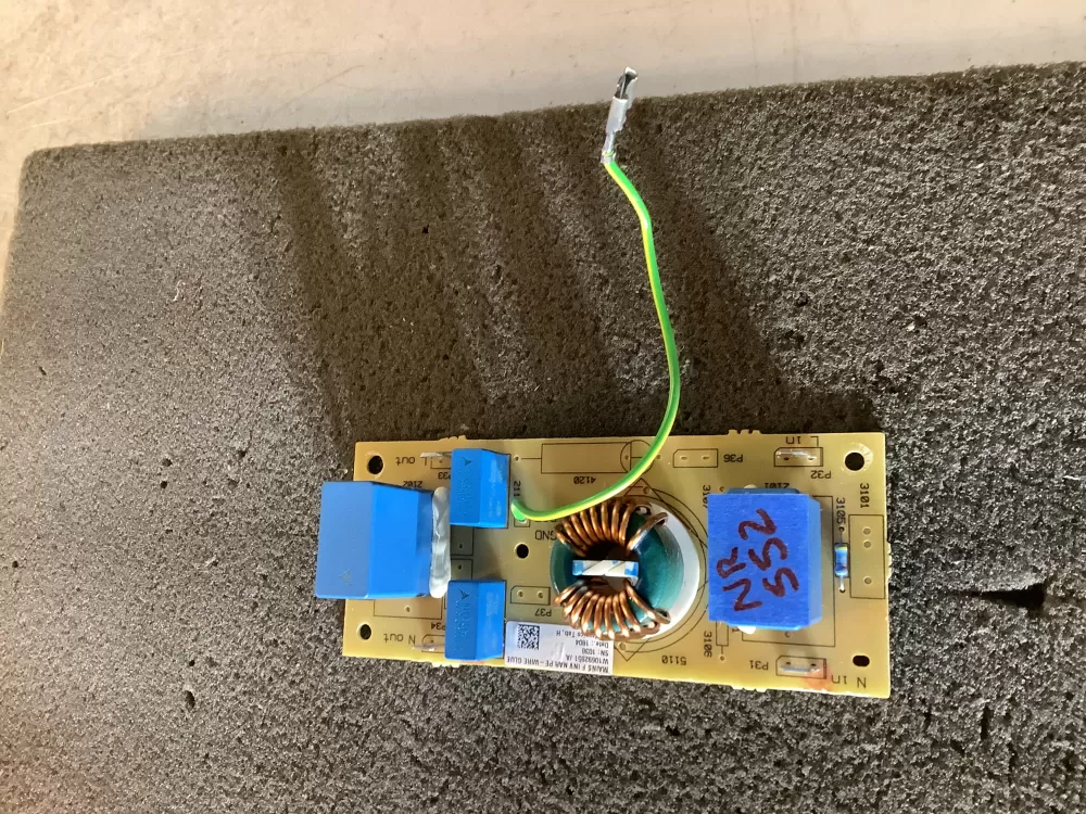 Maytag W11398764 Oven Control Board Noise Filter AZ110758 | NR552