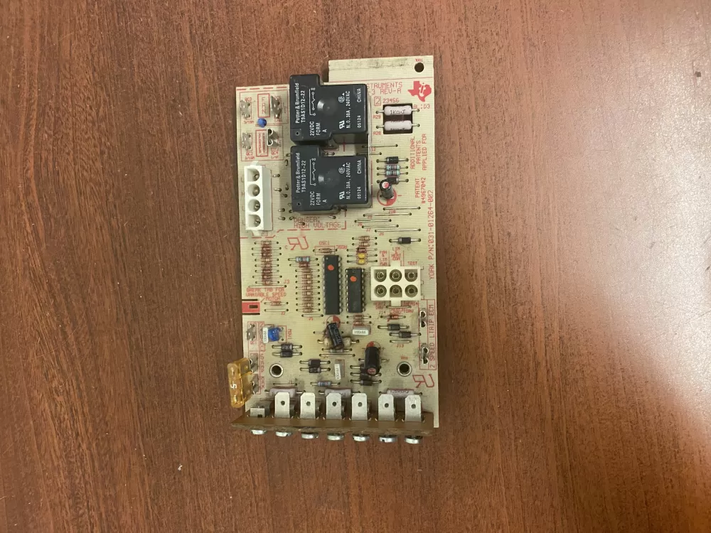 York Luxaire Coleman 031-01264-002  AP4339475 Furnace Control Board