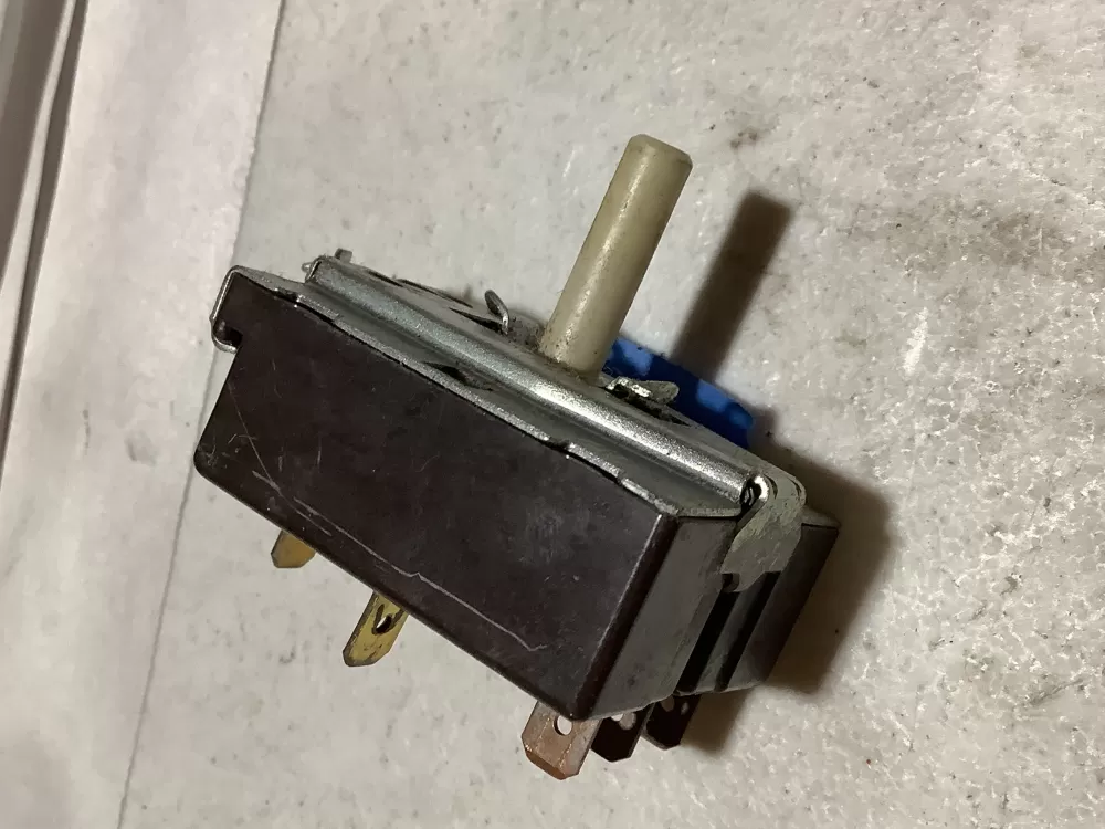 Maytag Washer 35-6765 21001960 Switch AZ123050 | Sl205
