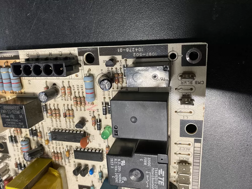 Lennox 1097-83-5051A Furnace Control Board Oem