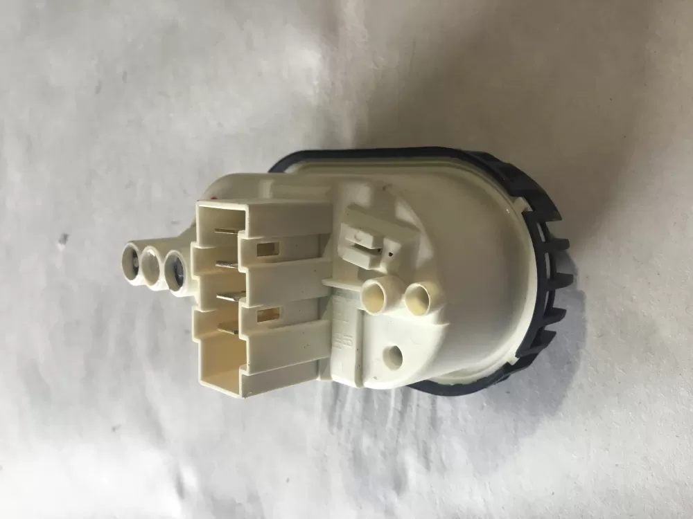 Whirlpool W10239066 W11413130 Washer Pressure Switch AZ151269 | SL45