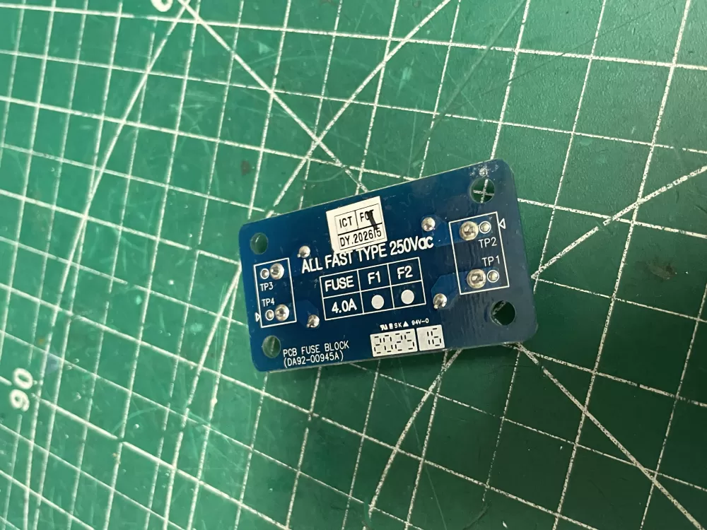 Samsung DA92-00945A Refrigerator Control Board Fuse Block  AZ212015 | Wm2301