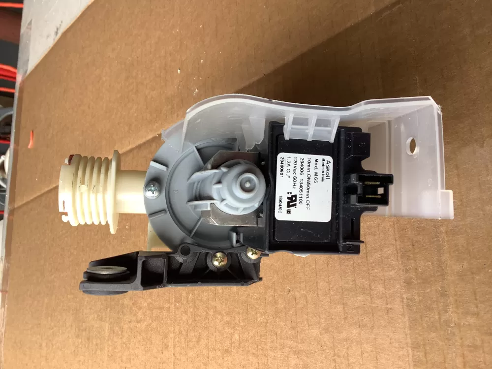 Whirlpool Kenmore 137108000 Washer Drain Pump AZ104304 | SLA121