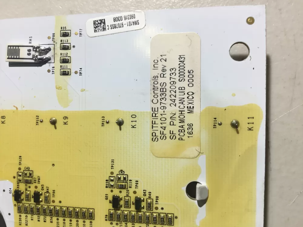 Electrolux 242209733 Refrigerator Display Control Board AZ37612 | NR1415