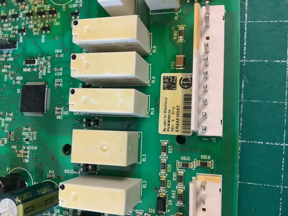 Frigidaire 5304522757 808069104 Refrigerator Control Board AZ222319 | NR1714