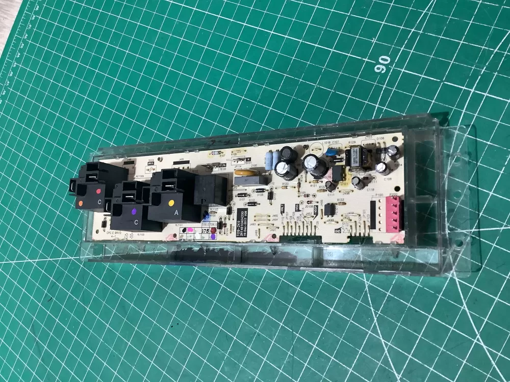 GE 164D8450G032 WB18X20153 Range Control Board AZ188549 | AV803
