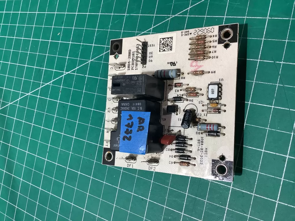 Goodman PCBDM101S Heat Pump Defrost Timer Control Board AZ190508 | AR1772