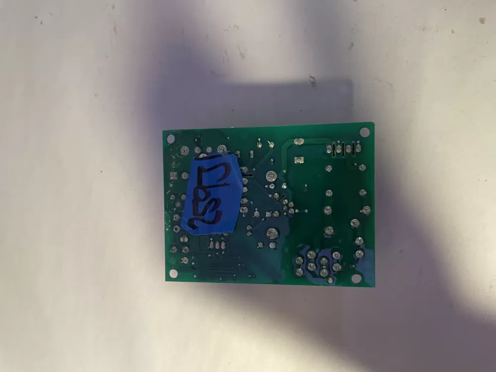 Whirlpool W10356039 W10118747 Refrigerator Control Board AZ196136 | KM2593