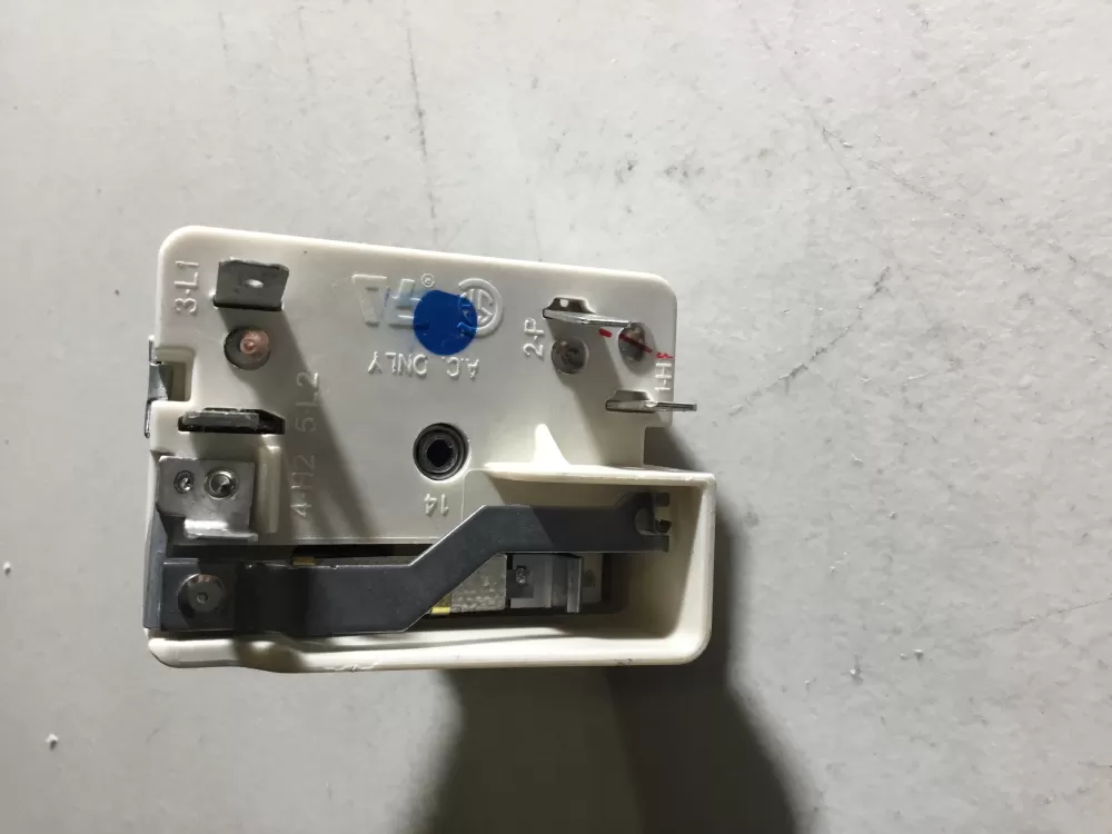 Samsung DG44 01009A PS4240807 Range Burner Control Switch AZ44862 | NR1765