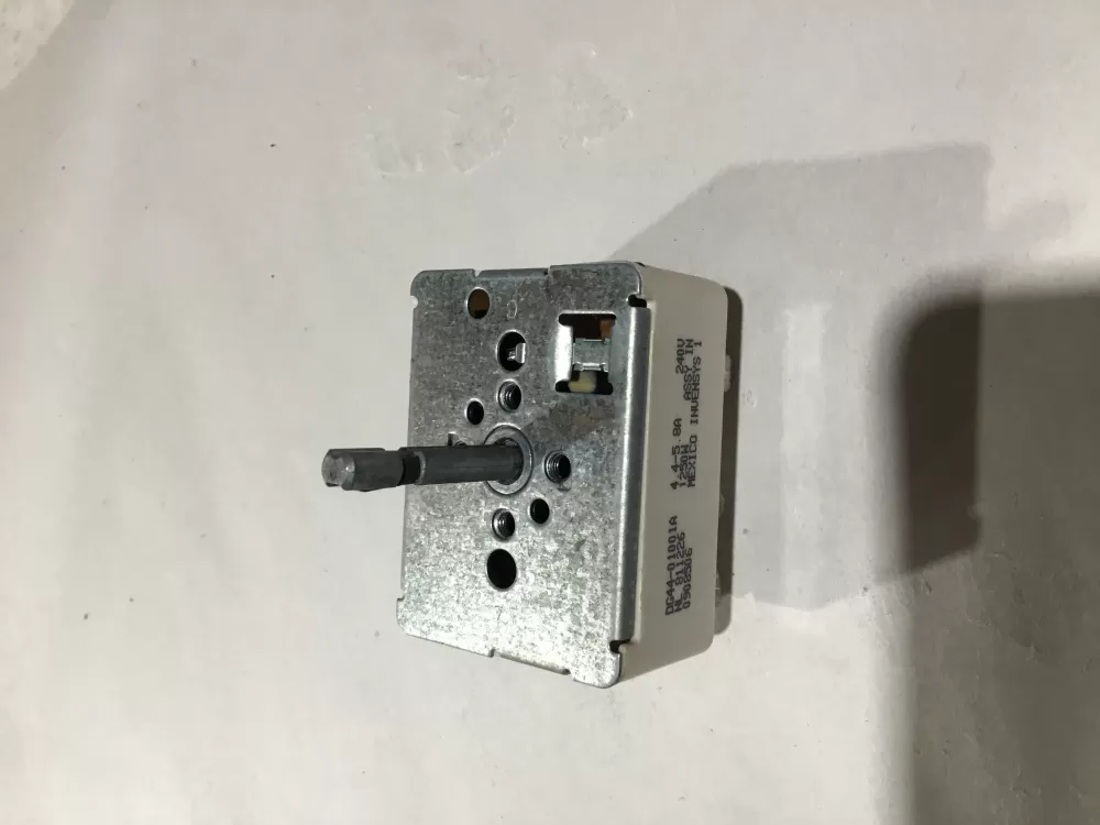 Samsung DG44 01001A Range Switch AZ102290 | SL120