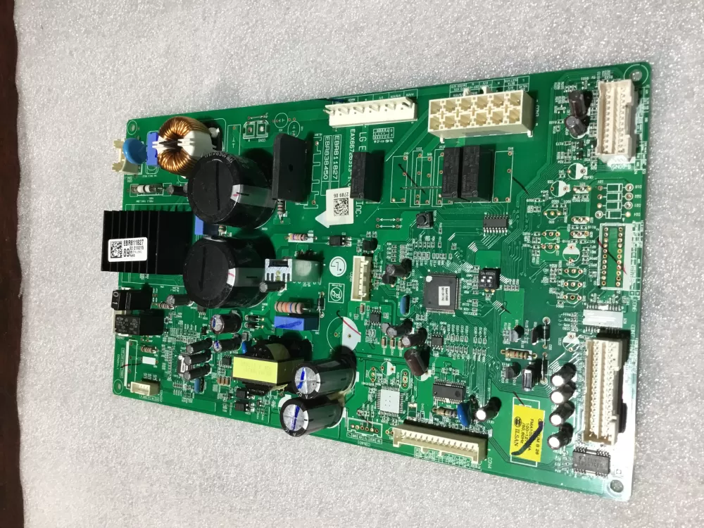 LG EBR81182789 Refrigerator Control Board AZ63706 | NRV566