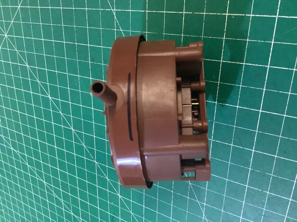 GE WMAA0009000000 Washer Pressure Switch AZ195661 | SL256
