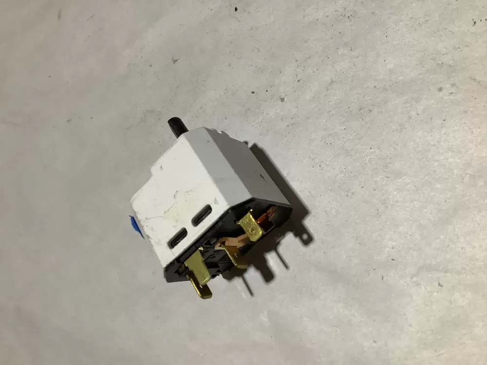 Admiral  Amana  Crosley  Estate  Inglis  Kenmore  Magic Chef  Maytag  Roper  Whirlpool 3398095 WP3398095  AP6008358  3398095  527427  PS11741493 Dryer Crosley Inglis Start Switch