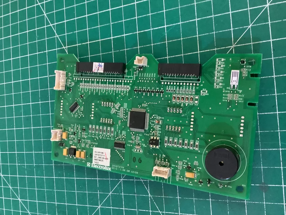 Kenmore 241973702 Refrigerator Dispenser Control Board AZ201777 | NR330