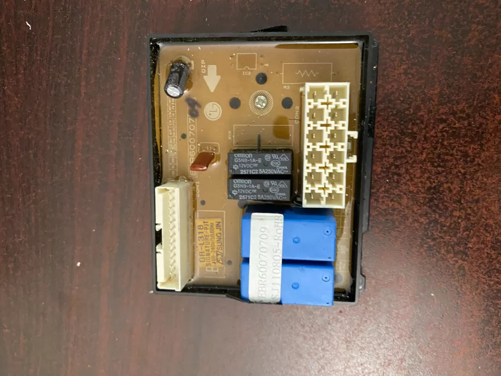 Kenmore  LG EBR60070709 Refrigerator Control Board