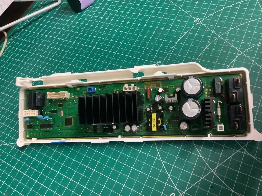 Samsung DC92 02379C Washer Control Board AZ208462 | ARV326