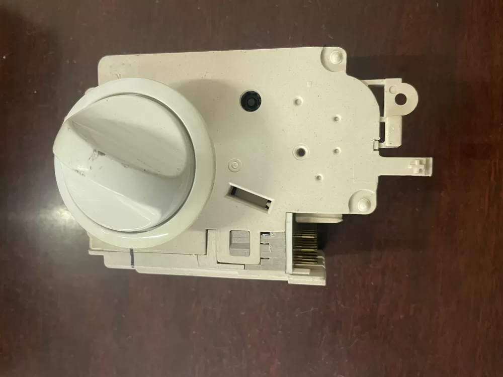 Frigidaire  GE  Kenmore 131758600B Washer Timer