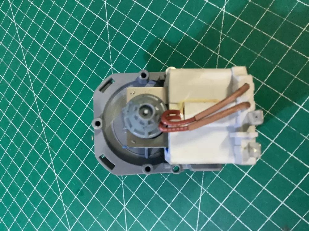 Samsung B20-3A01 01042019 Drain Pump Assembly AZ195645 | SL256